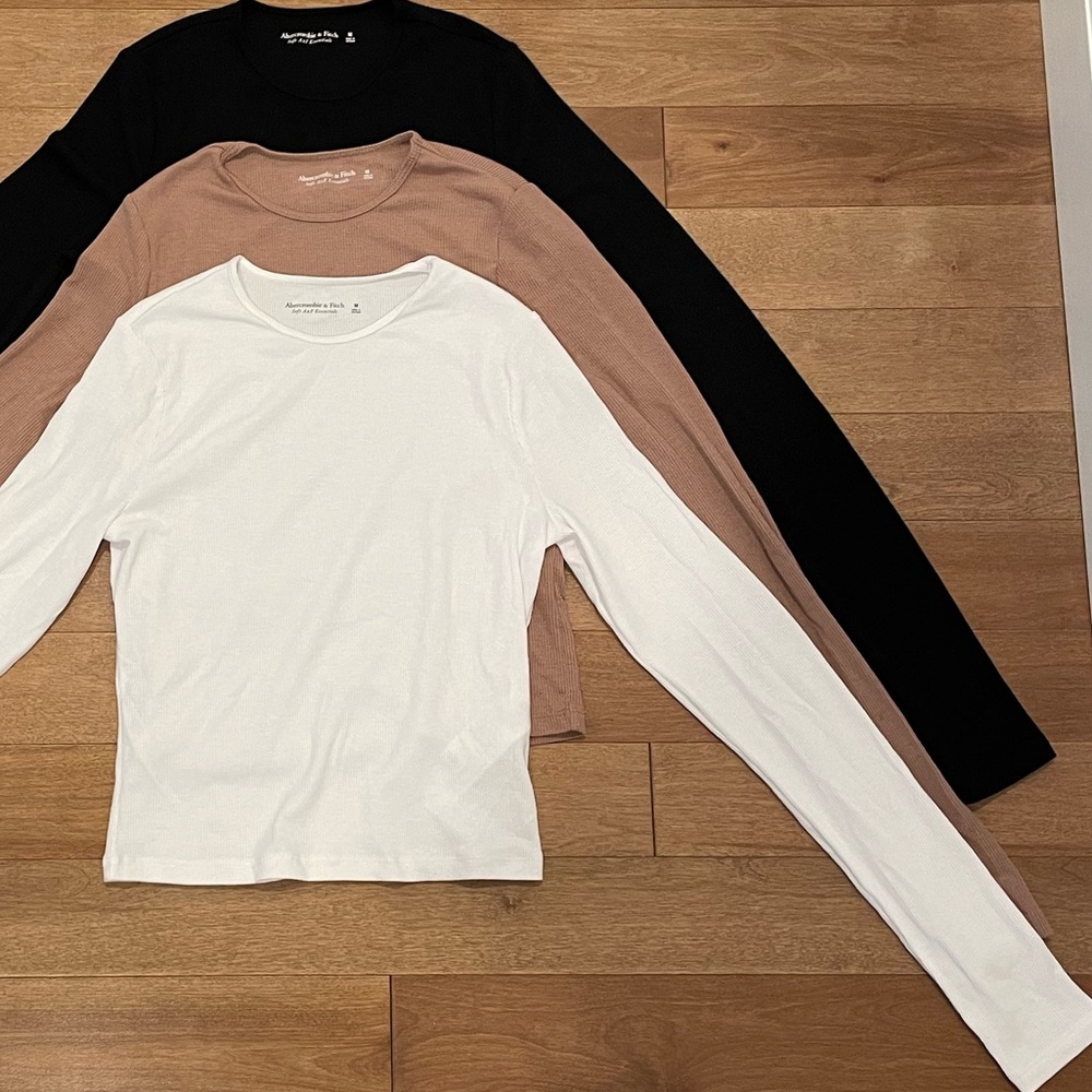 Abercrombie: 3 Pack Long-Sleeve Featherweight Rib Tops